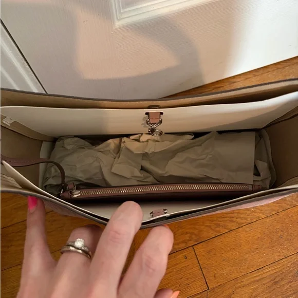 Tory Burch Embossed Thea Genuine Suede Slouchy Shoulder Bag with Pouch. NWT. - Picture 3 of 8